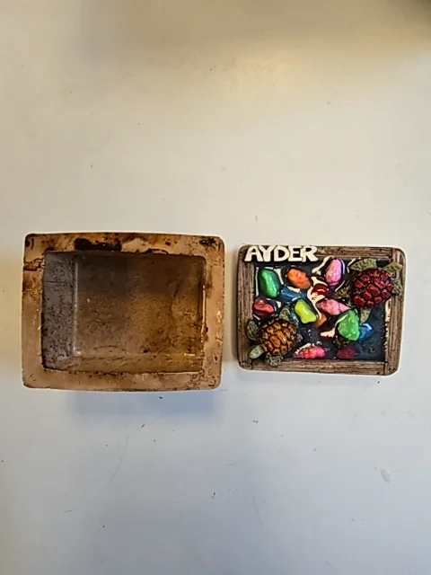 Kaplumbağa Temalı Kare Kutu Ayder Yazılı