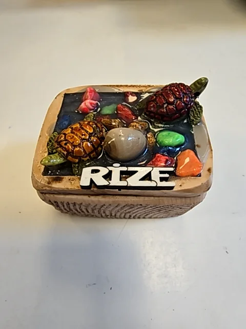 Kaplumbağa Temalı Kare Kutu Rize Yazılı