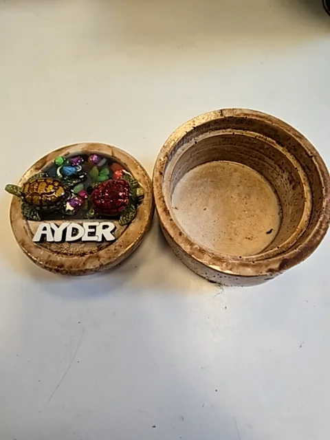 Kaplumbağa Temalı Yuvarlak Kutu Ayder Yazılı